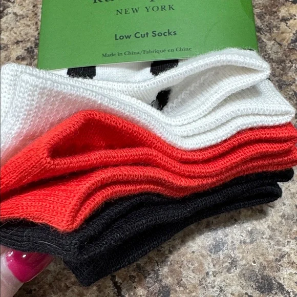 KATE SPADE 3 PACK LOW CUT SOCKS NEW - Picture 2 of 3